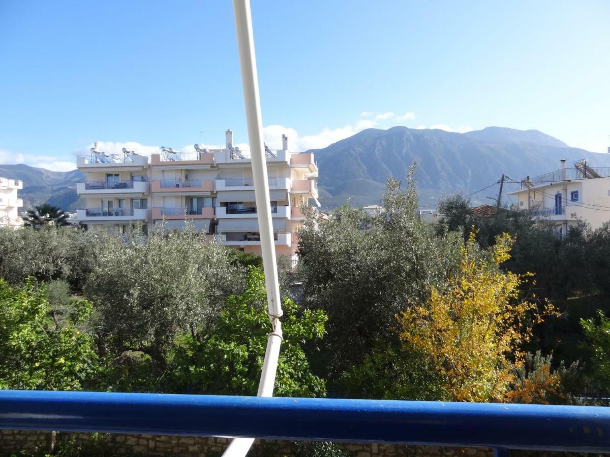 Aura Appartement Kalamáta Buitenkant foto