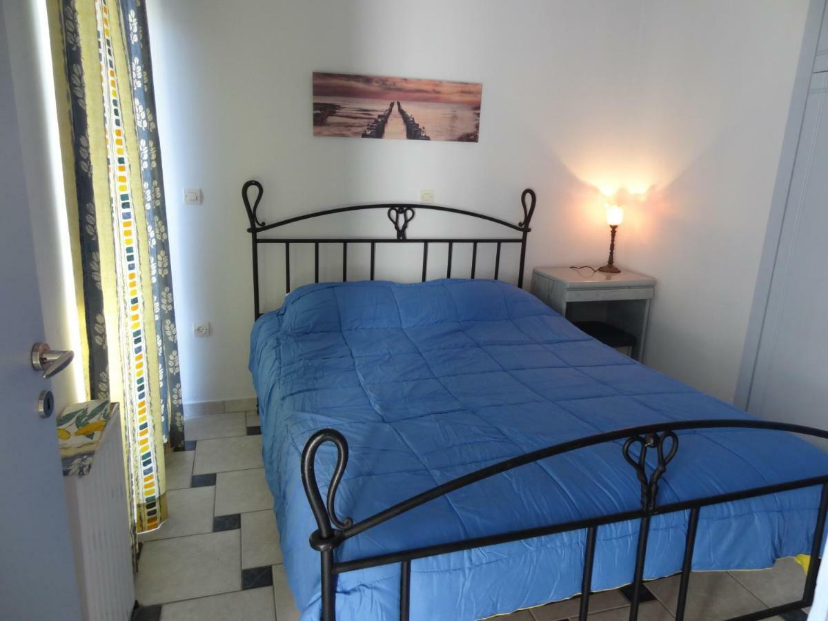 Aura Appartement Kalamáta Buitenkant foto