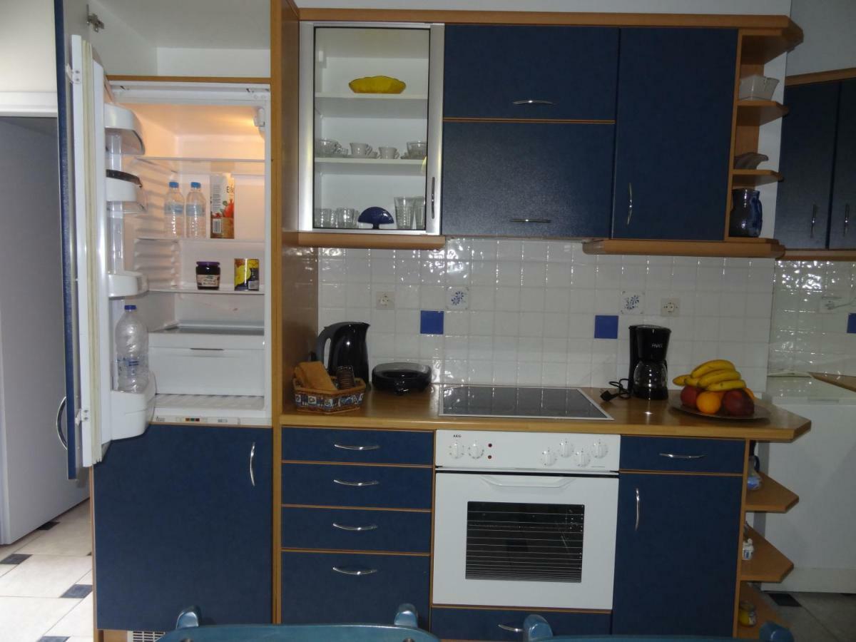 Aura Appartement Kalamáta Buitenkant foto
